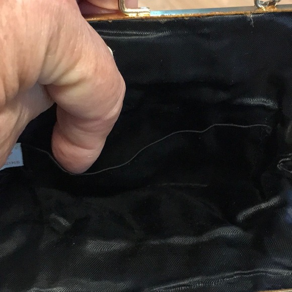 Antique Beaded Wristlet purse by DU-VAL - Picture 8 of 13